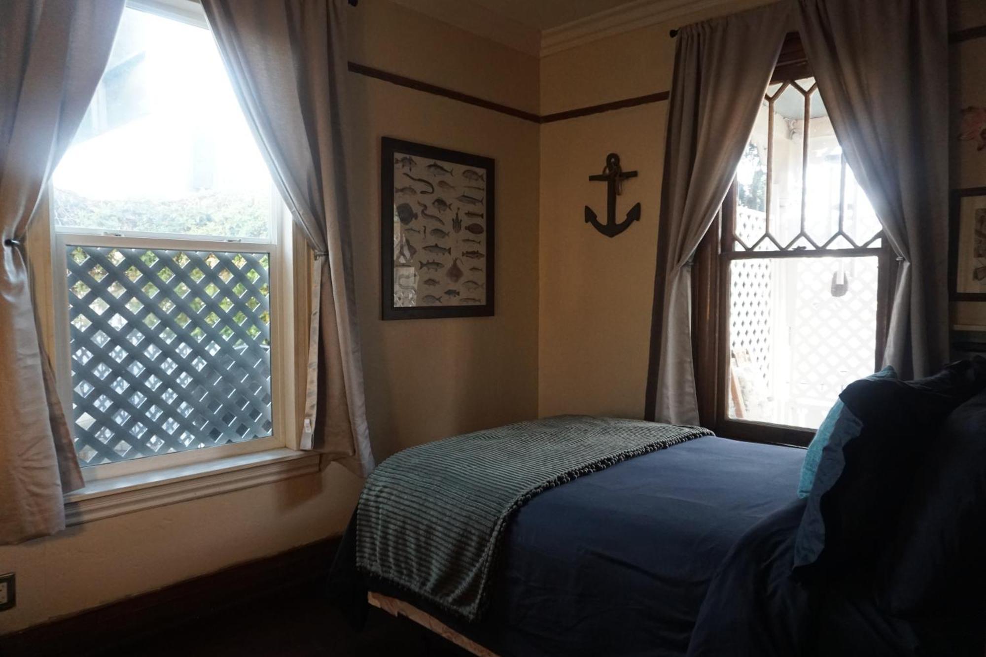 The Rosemary Hostel Los Angeles Exterior photo