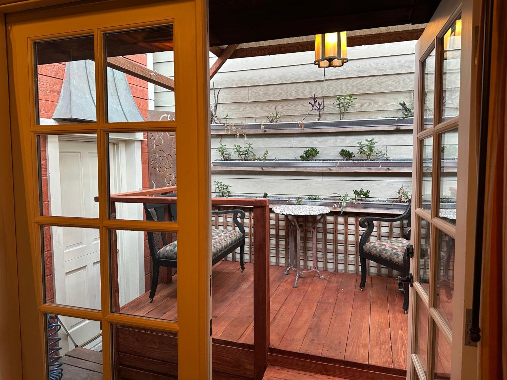 The Rosemary Hostel Los Angeles Exterior photo